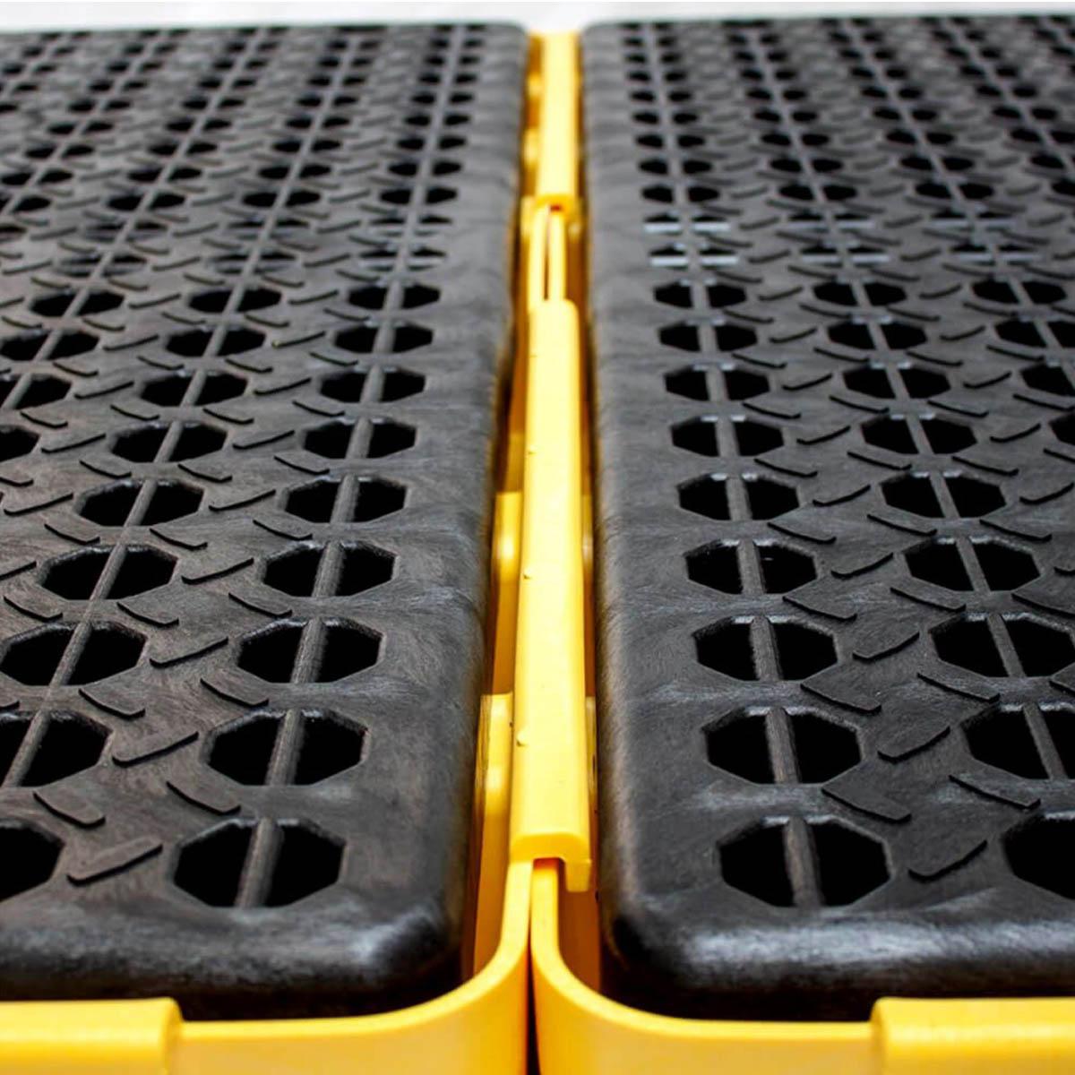 OilSafe® Spill Deck – 4 Drum (SKU: 450514)