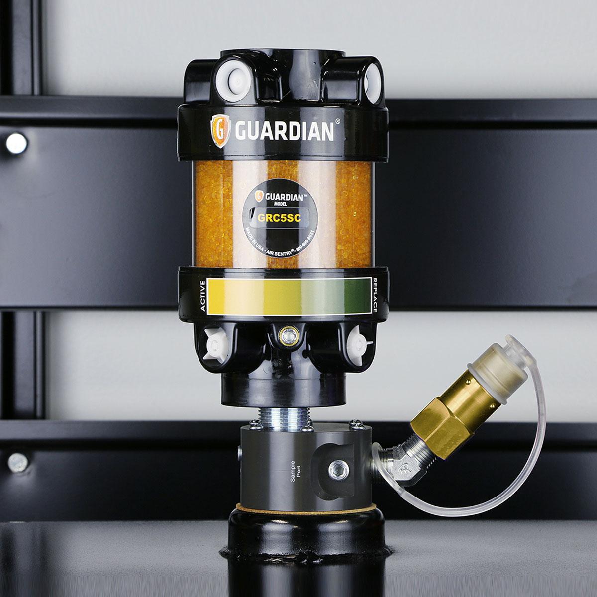 OilSafe® Reservoir Adapter – Beige Male Disconnect Only (SKU: 961BGM)