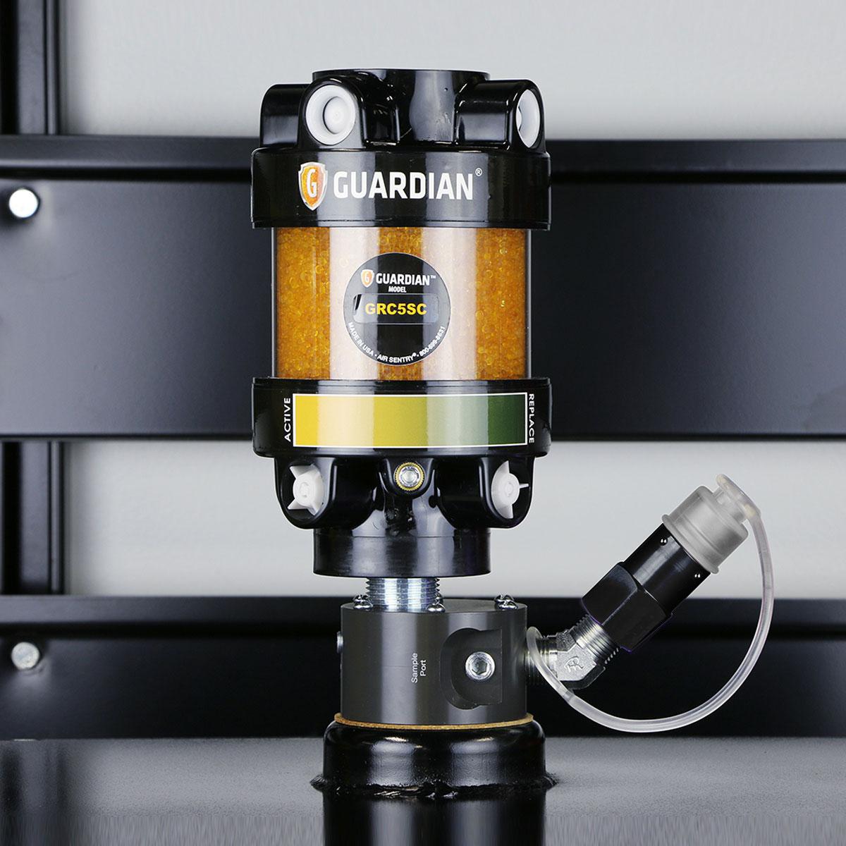 OilSafe® Reservoir Adapter – Black Male Disconnect Only (SKU: 961BKM)