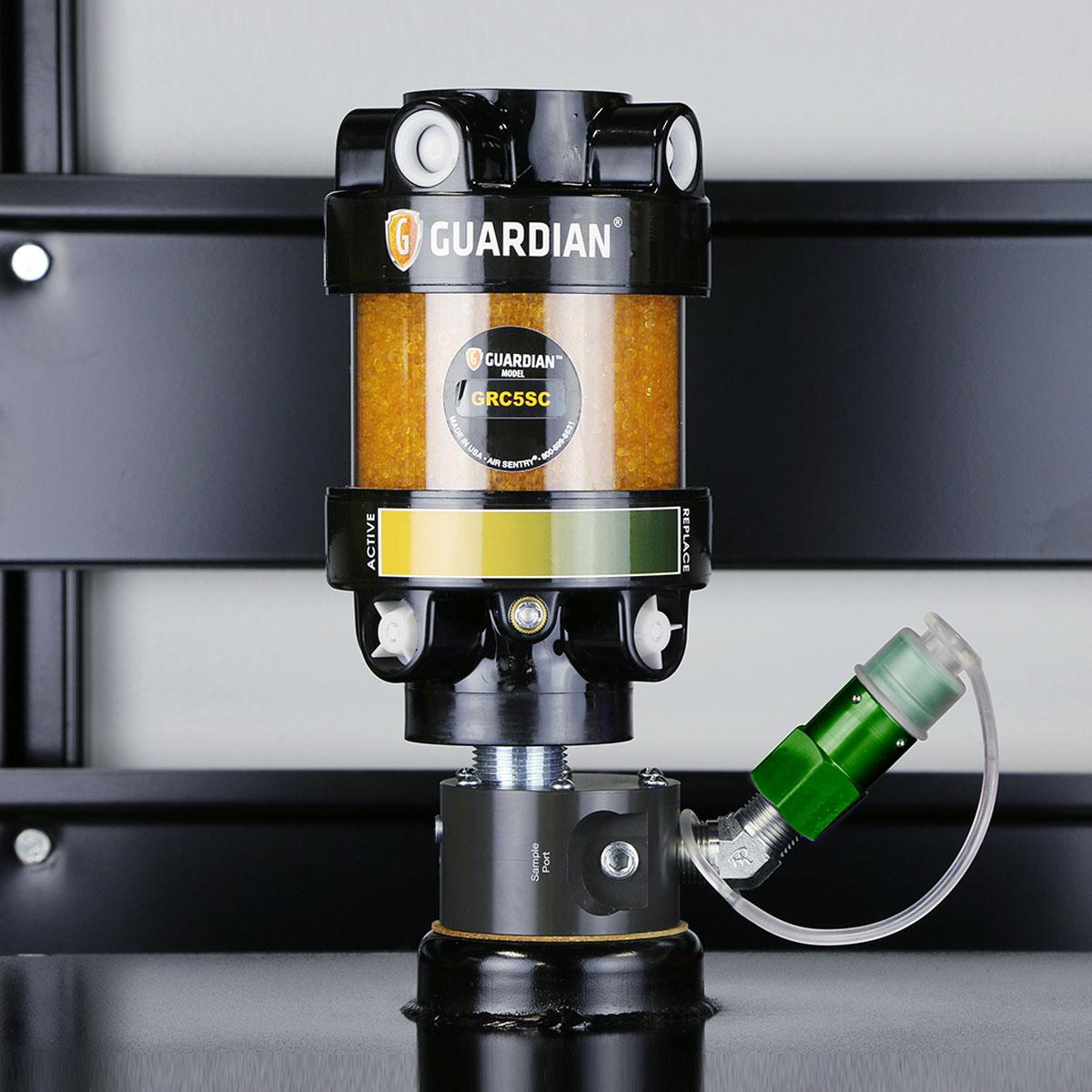 OilSafe® Reservoir Adapter – Mid Green Male Disconnect Only (SKU: 961MGM)